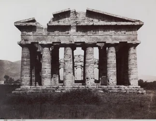 Le Temple de Neptune ou Poséidon, à Paestum