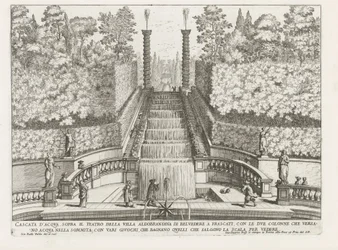 Cascade dans les jardins de la Villa Aldobrandini à Frascati