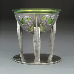 Coupe en étain et verre Tudric