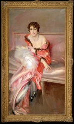 Jeune femme en rose dans l