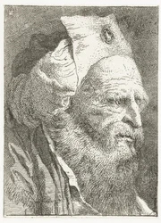 Homme avec un chapeau à bord relevé