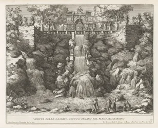 Cascade dans les jardins de la Villa d