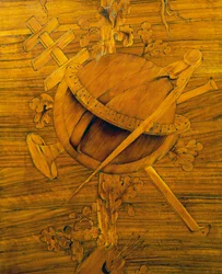 Instruments de mesure, partie centrale de la marqueterie sur un cabinet d