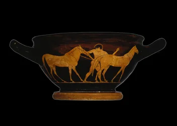 Skyphos attique à figures rouges, représentant Héraclès et les juments de Diomède