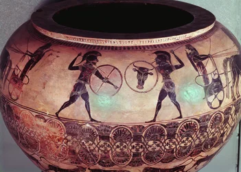 Dinos représentant Persée et les Gorgones, détail montrant des hoplites combattant entre leurs chars, c.580 av. J.-C. (détail)