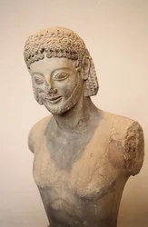 Cavalier Rampin, statue équestre en marbre, vers 550 av. J.-C., civilisation grecque (détail)