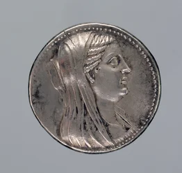 Didrachme en argent de Bérénice II