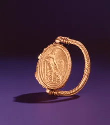 Bague avec Aphrodite et Éros (or)