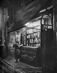 Une librairie à Bloomsbury, Londres, 1926-1927
