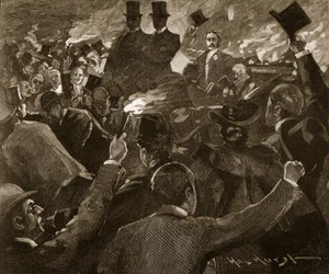 M. Balfour à Dublin : procession aux flambeaux, illustration de 