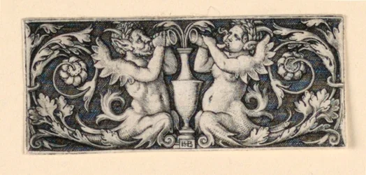 Frise avec un vase flanqué de tritons mâle et femelle