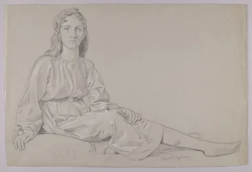 Jeune femme en tunique, assise dans l
