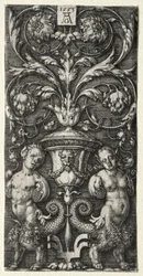 Un vase entre deux figures chimériques