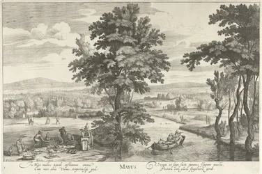 Mai, avec une compagnie dans un paysage