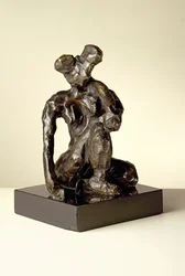 Femme assise (bronze)
