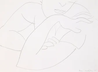 Femme aux bras croisés