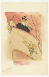 La boîte avec le masque doré