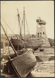 [Bateaux dans un port]