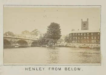 Henley par le bas