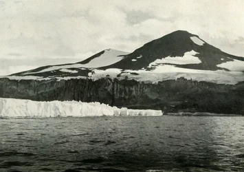 Cap Crozier: La fin de la Grande Barrière de Glace, c1910-1913, 1913
