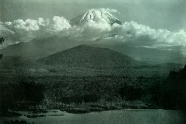 Fuji au lever du soleil, 1910