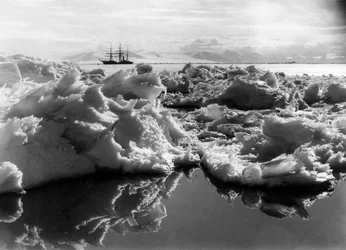 La Terra Nova dans le détroit de McMurdo, Antarctique