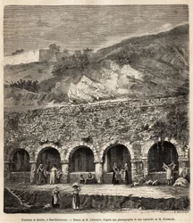Femmes à la fontaine et installations de lavage de San Gimignano (Toscane, Italie). Gravure d