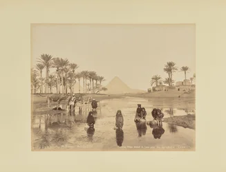 Femmes, Fellahs puisant de l