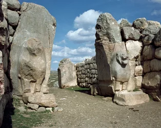 Porte des Lions dans les murs de Hattusa