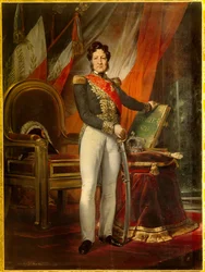 Portrait en pied de Louis-Philippe Ier (1773-1850), roi des Français tenant la Charte de 1830. Les drapeaux tricolores derrière le roi portent la devise « Liberté, Égalité, Fraternité ». Peinture d