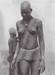 Afrique : Femme Nuer