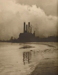 Cheminées de Chelsea : centrale électrique sur le site des anciens jardins de Cremorne, vers 1935