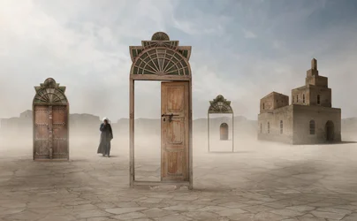 Porte antique : Voyage dans le désert