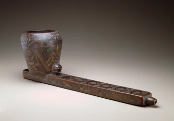 Vase de versement cérémoniel