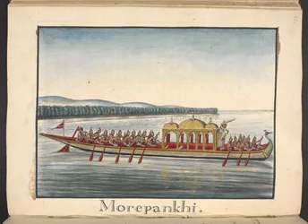 Un bateau en forme de paon