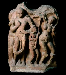 La riche courtisane Vasantasena (sculpture, Empire Kushan)