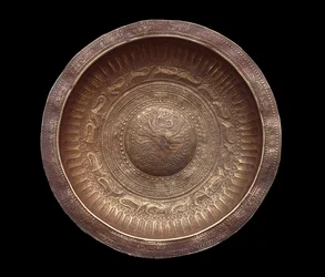 Plat pectoral cérémonial, peuples des Moluques