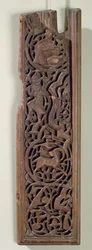 Panneau sculpté décoré d