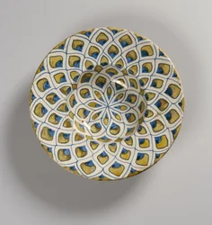 Assiette décorée, mauresque