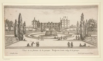 Vue du Château Liencourt : Une cour avec une fontaine