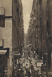 Naples : Gradoni di Chiaia (photo n/b)