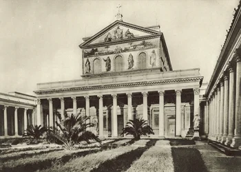 Basilique Saint-Paul, Façade