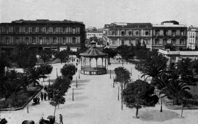 Taranto, Villa Garibaldi et Caisse harmonique