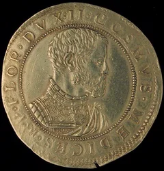Assiette en or appartenant à Cosimo I de