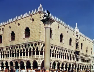 Palazzo Ducale, commencé vers 1340