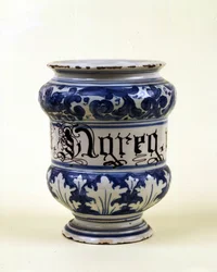 Vase de pharmacie : albarella. Musée des Sciences et de la Technologie, Milan