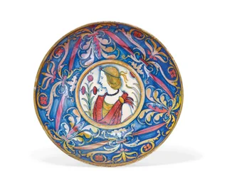 Plat à pied en majolique ombrienne or et rubis, de Deruta à Gubbio, vers 1510-20