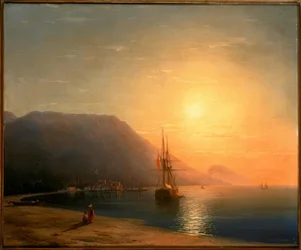 Coucher de soleil devant Ajudag sur la côte de Crimée