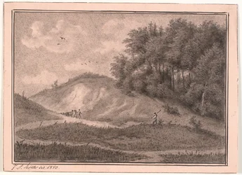 Terrain vallonné avec carrière de gravier et arbres