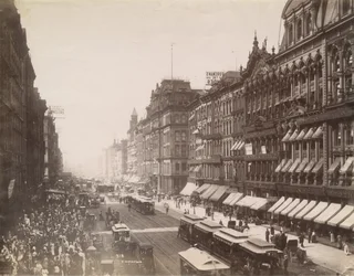 Vue de State Street vers le nord depuis Madison Street, Chicago, 1890
